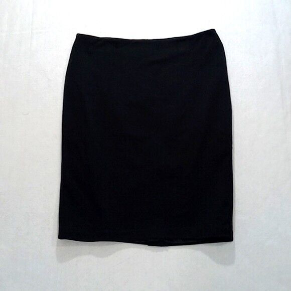 Newport News Dresses & Skirts - Newport News size 12 black lined skirt